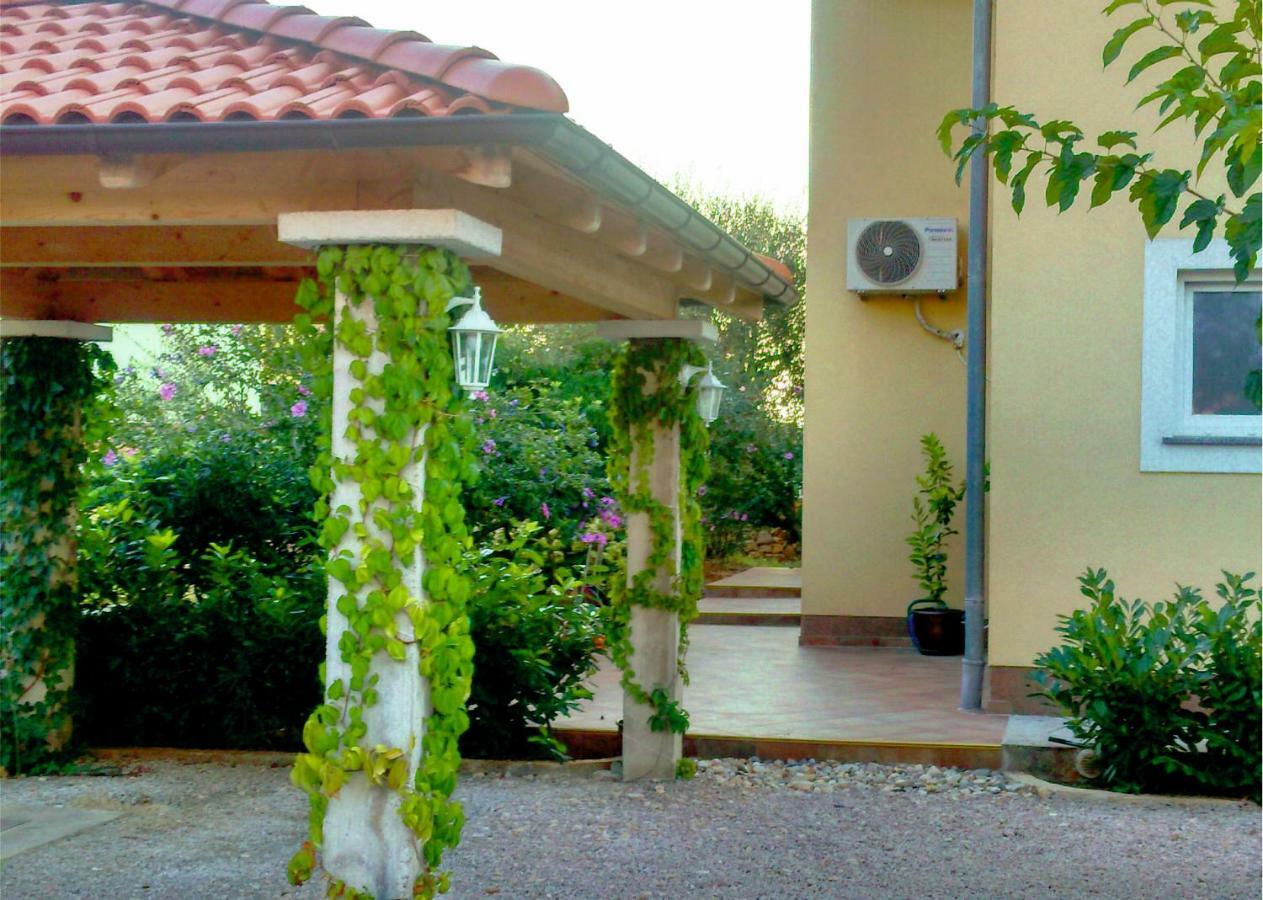 Apartmani Olea Krk Krk Town Exterior photo