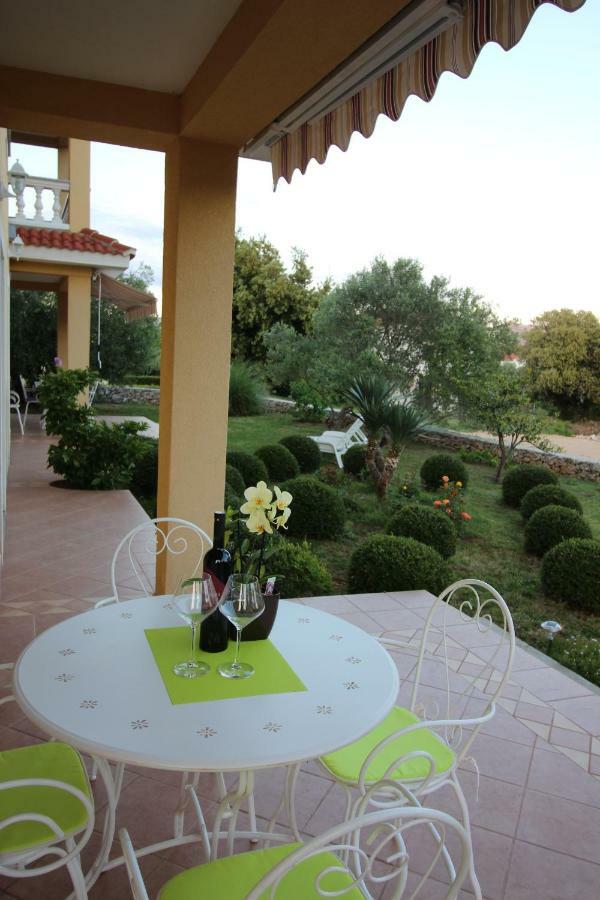 Apartmani Olea Krk Krk Town Exterior photo